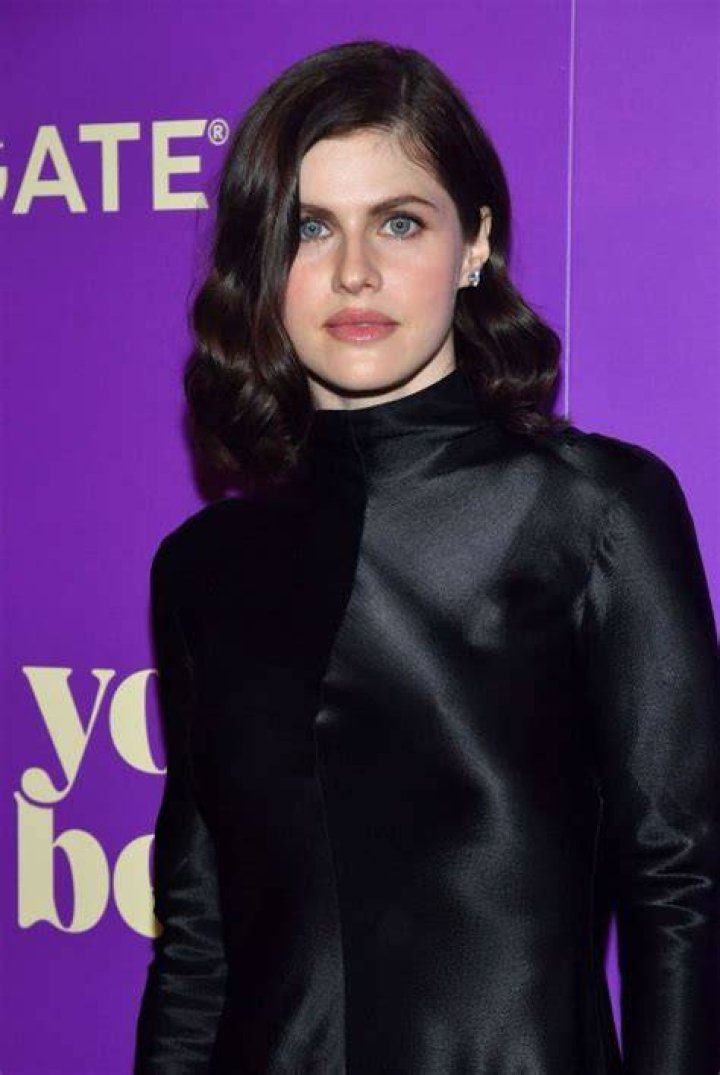 27+ Best Photos of Alexandra Metz Miran Gallery
