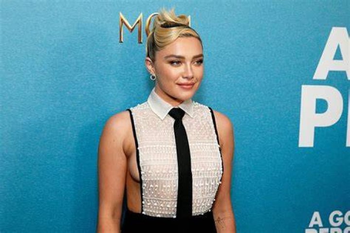 60+ Sexy Florence Pugh Boobs Pictures Will Make You Want Her The Viraler