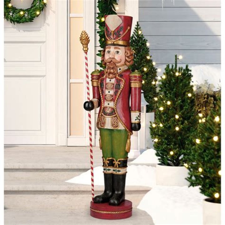 6ft (182.8 cm) Resin Woodlook Indoor/Outdoor Christmas Nutcracker