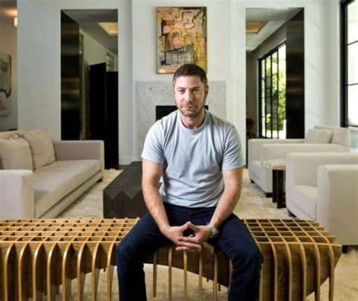 Aaron Kirman Net Worth 2022, Age, Wife, Partner, Husband, House Apumone