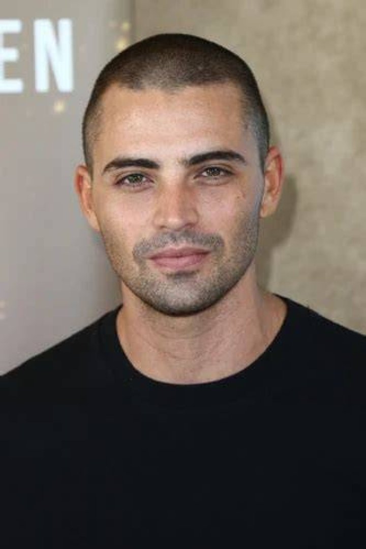 Actor Benjamin Levy Aguilar Wiki, Biography, Age, Wife, Height, Net