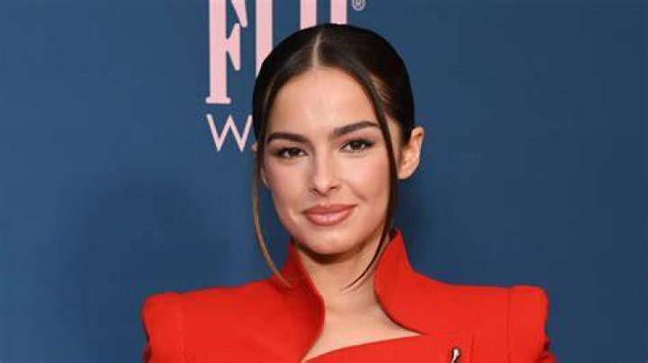 Addison Rae Biography, Age, Height, Husband, Net Worth, Family