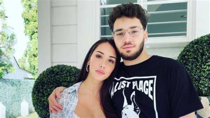 Adin Ross Sister's OnlyFans Leak: Privacy And Consent Concerns