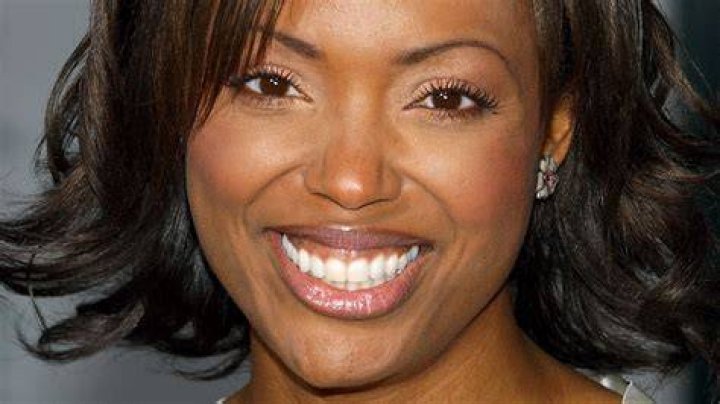 Aisha Tyler High quality image size 1280x1920 of aishatyler397938