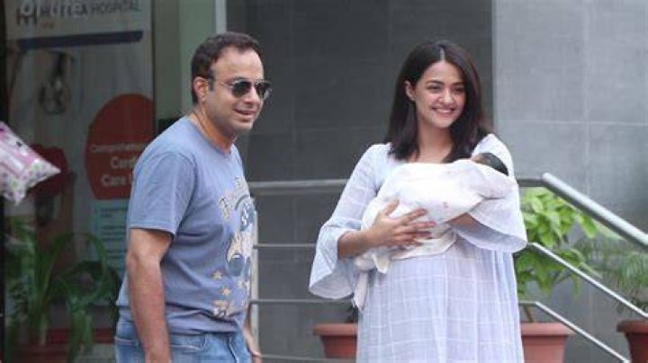 Akshay Thakker (Surveen Chawla's Husband) Age, Family, Biography & More