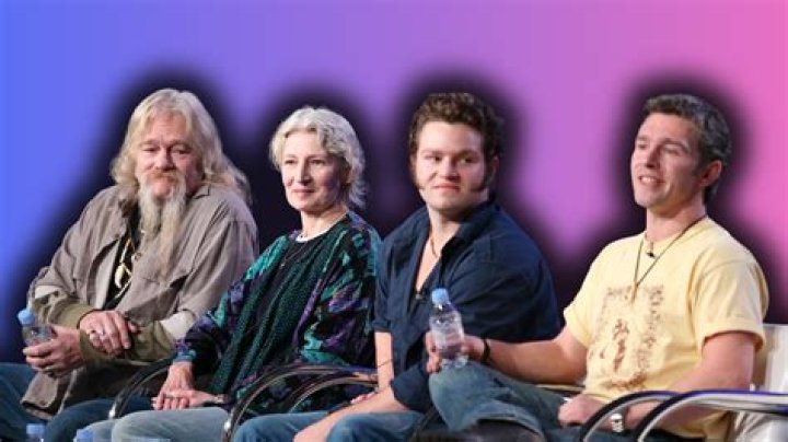 Alaskan Bush People fans call for show to be canceled after son Bear