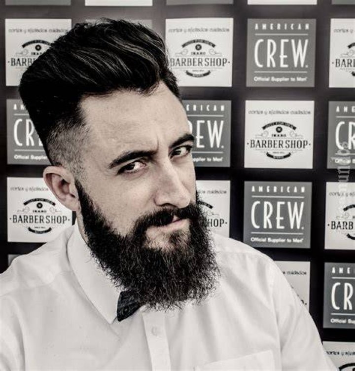 Alberto, the crazy barber Fernando Ortega Vagamundos Creative