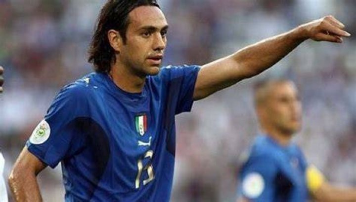 Alessandro Nesta Mil&aacute;n, Italia