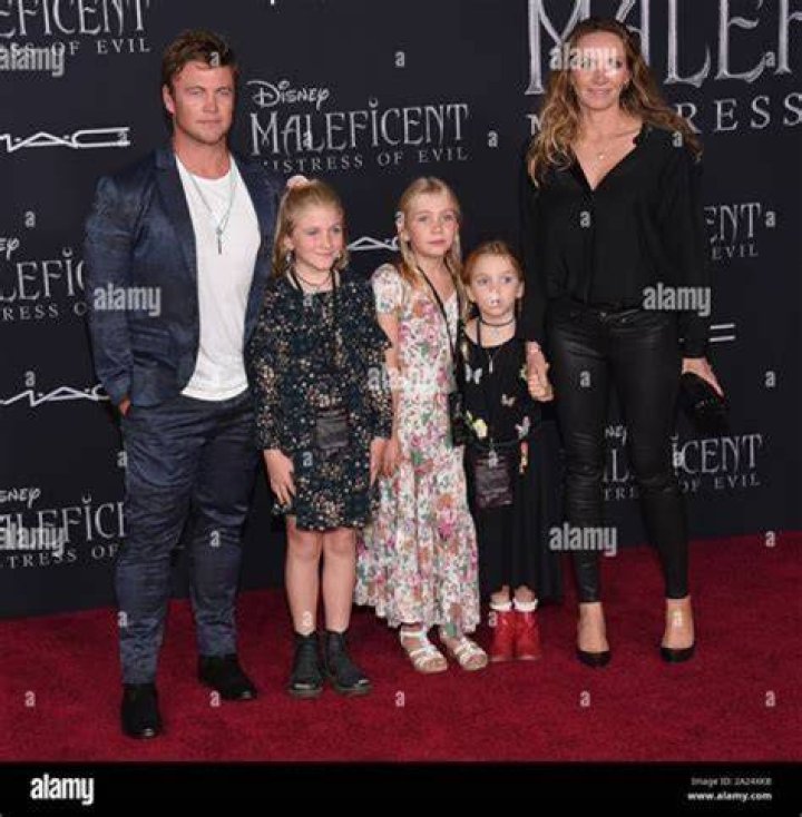 Alexandra Kay Bio, Wiki, Age, Height, Education, Boyfriend, Family and Net Worth ·
