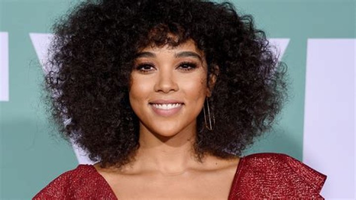 Alexandra Shipp Comes Out Publicly &ldquo;It's Never Too Late To Be You