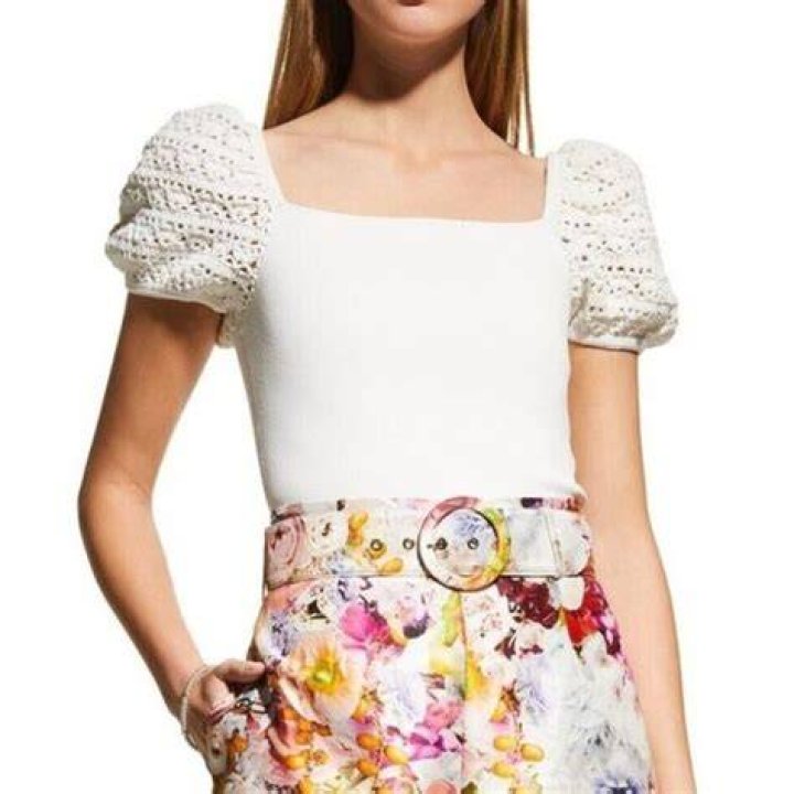 Alice + Olivia Bernice PuffSleeve Top Alice + Olivia Sample Sale