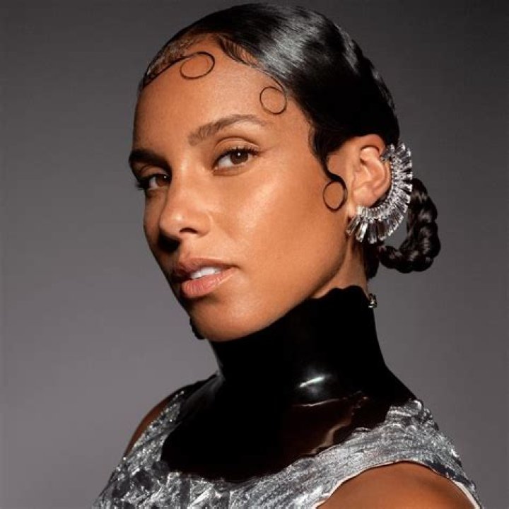 Alicia Keys is another artist discovered and developed by music industry legend Clive Davis
