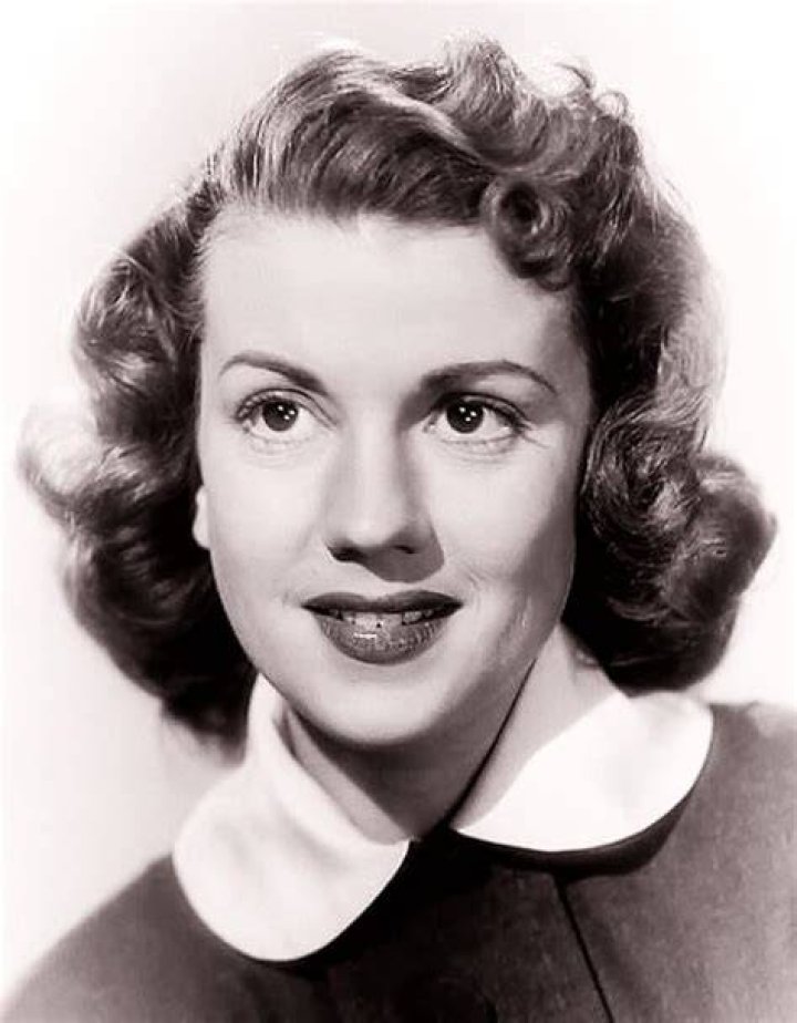 Aline Towne