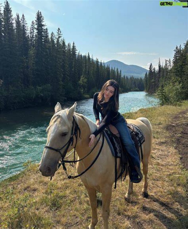 Alisha Newton (alijnewton) &bull; Photos et vid&eacute;os Instagram Alisha