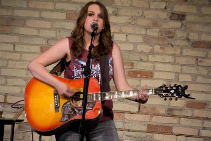 Almost Famous Hannah Thomas Autostraddle