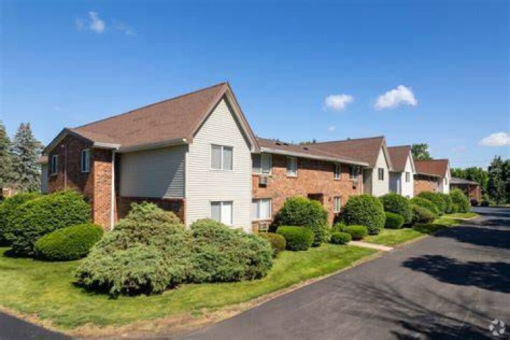 Alpine Manor Condos