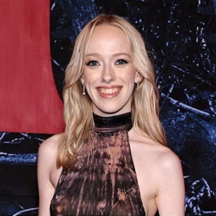 Amybeth McNulty Age, Net Worth, Boyfriend, Family, Height and Biography
