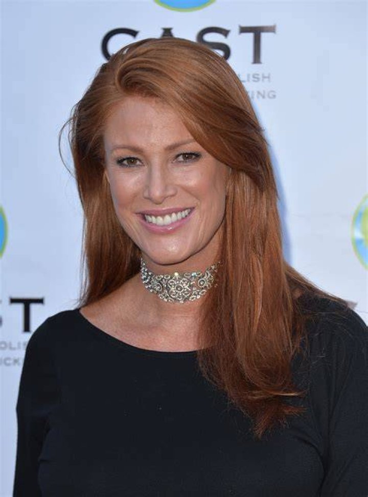 Angie Everhart – Biography, History, Age, Weight, Height, Relationships