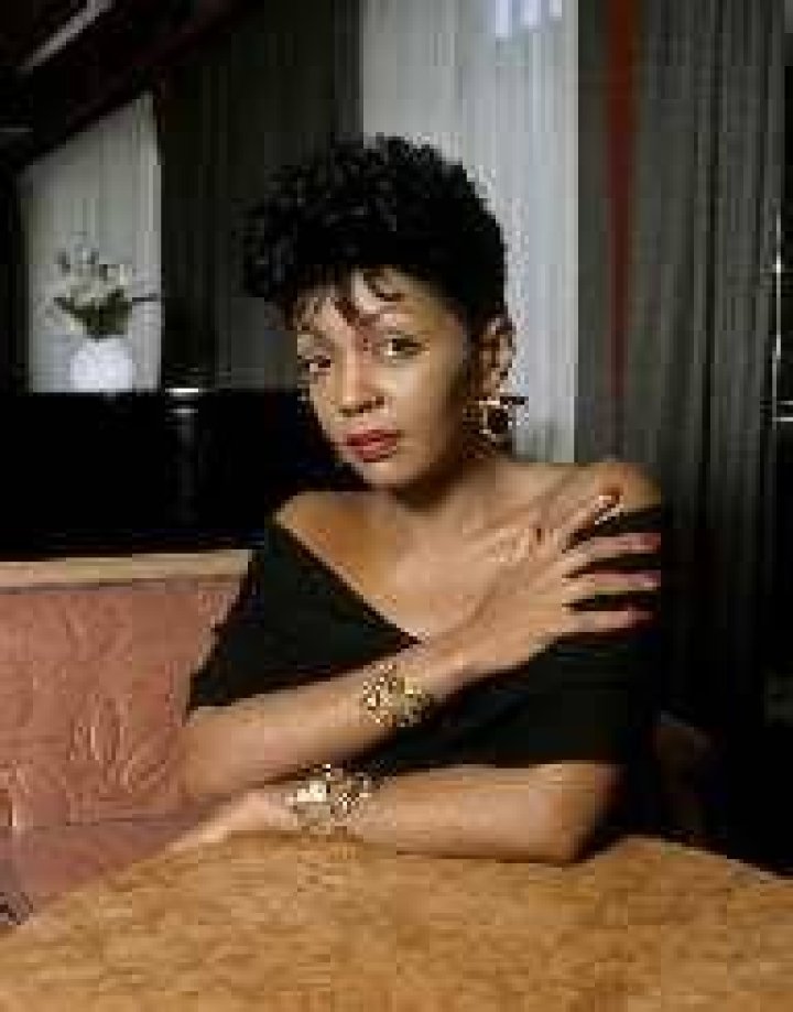 Anita Baker Biography, Life, Interesting Facts