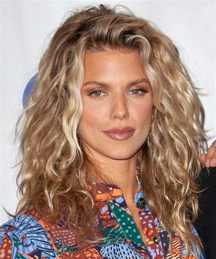 AnnaLynne McCord Looks Totally Reasonable… Go Fug Yourself Go Fug