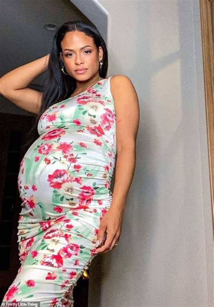 Another Pregnant alert!! Christina Milian flaunts her baby bump of