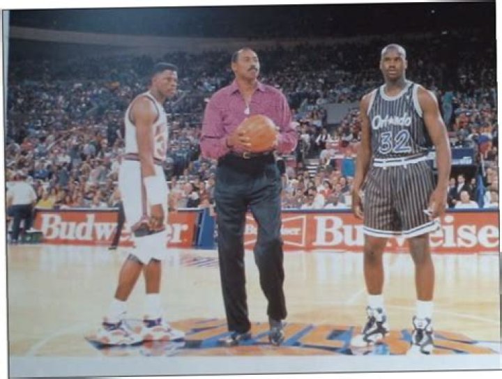 Are Calvin Lane And Shaq Brothers? Relationship Family