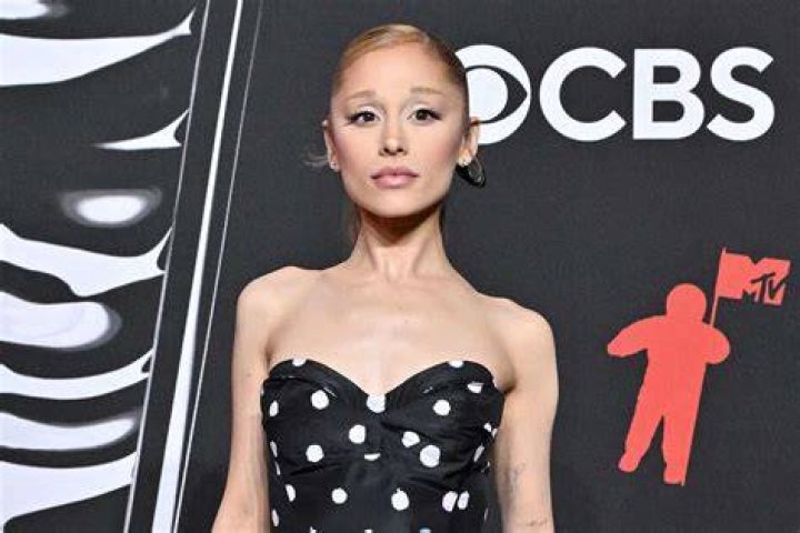 Ariana Grande is not Latino or black! Slaylebrity