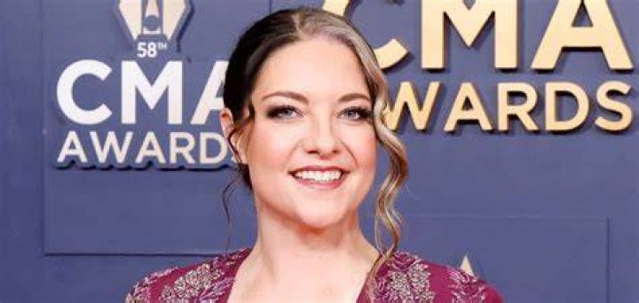 Ashley McBryde Height, Weight, Age, Boyfriend, Facts, Biography