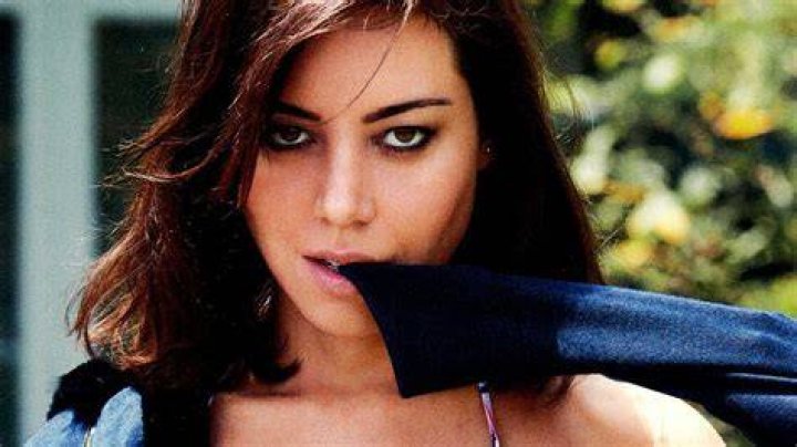 Aubrey Plaza hot hd wallpapers HIGH RESOLUTION PICTURES