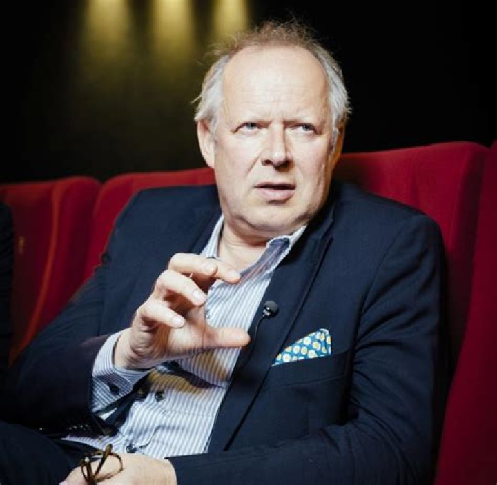 Axel Milberg macht sich Gedanken &uuml;ber die Lage der M&auml;nner WELT