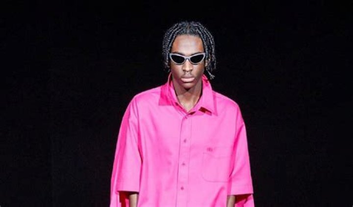 Balenciaga Model Mannequin Goes Missing The Mysterious Disappearance