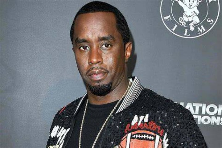 Bauch Diskrepanz Beschw&ouml;rung p diddy mantel erm&uuml;den Verstehen Schule
