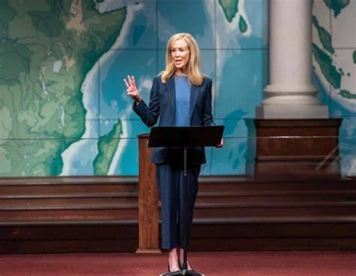 Becky Stanley Brodersen Age, Wiki, Biography
