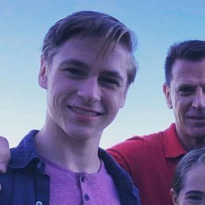 Benjamin Sanov Bio, Age, Height, Net Worth, Girlfriend |