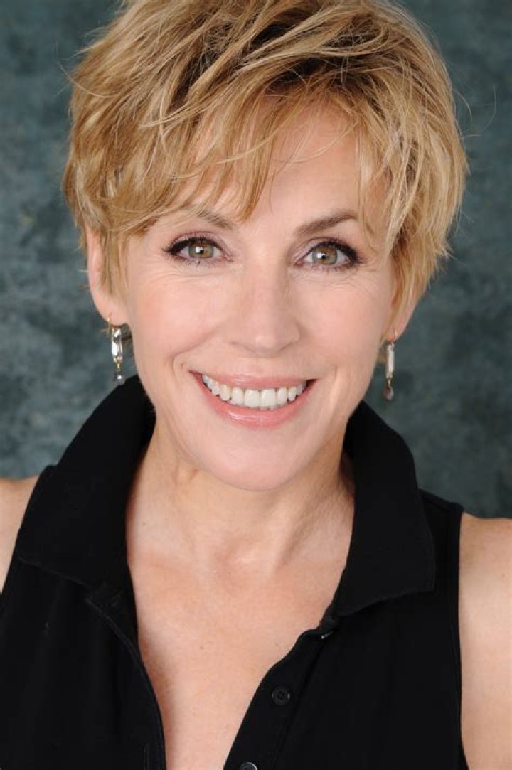 Bess Armstrong IMDb