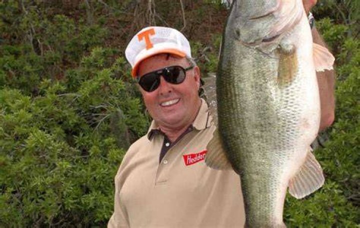 Bill Dance Shows You His Favorite Lures for the Summer