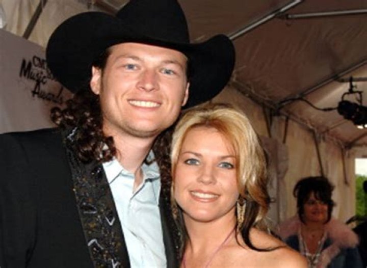 Blake Shelton First Wife The Story Behind His First Two Marriages
