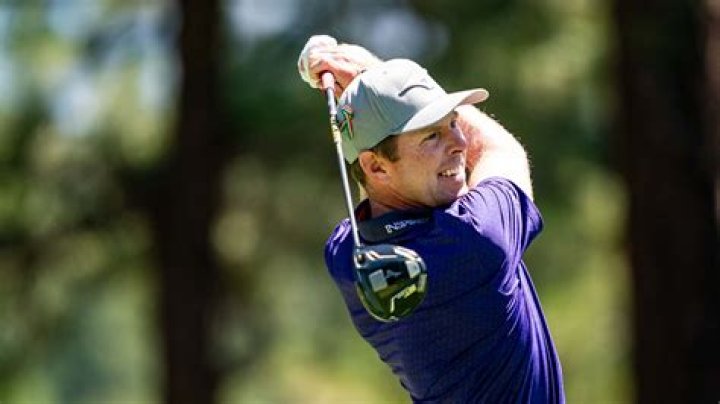 Bo Hoag Qualifies for FedEx Cup Playoffs, Maxwell Moldovan and Elis