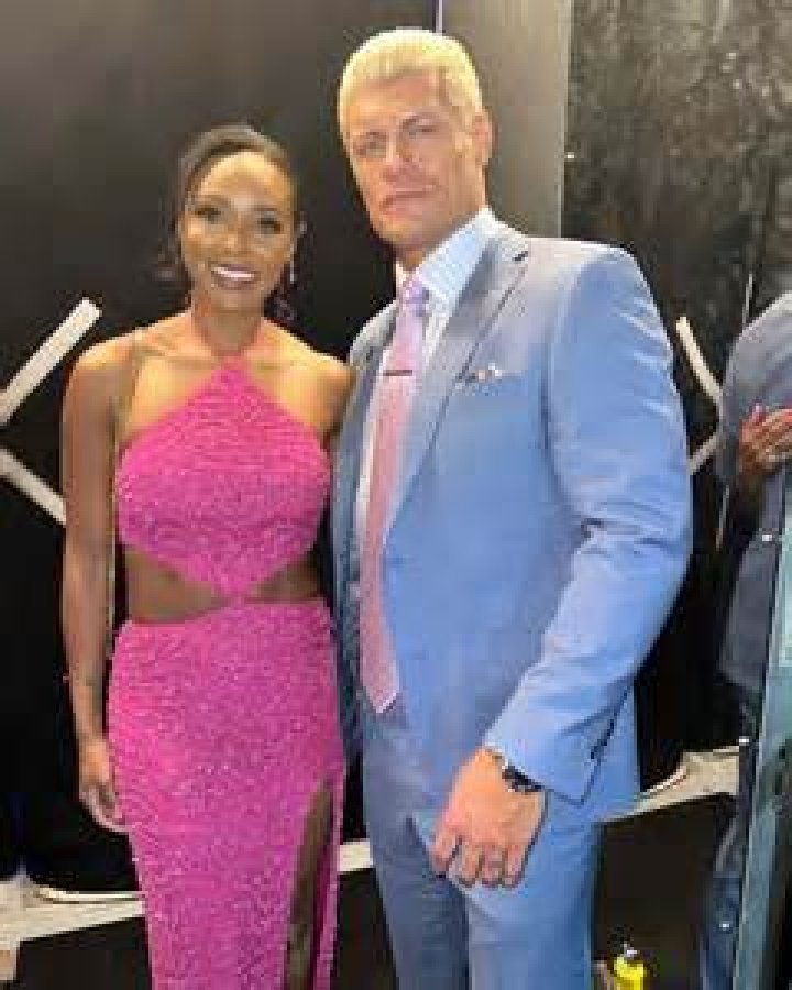 Brandi Rhodes Admits She Doesn&rsquo;t Like Cody's New Neck Tattoo