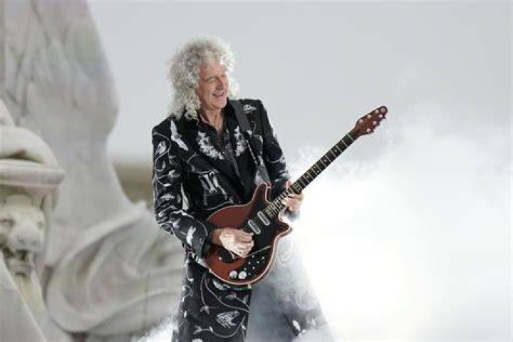 Brian May vows to strive to &lsquo;benefit the country&rsquo; after receiving