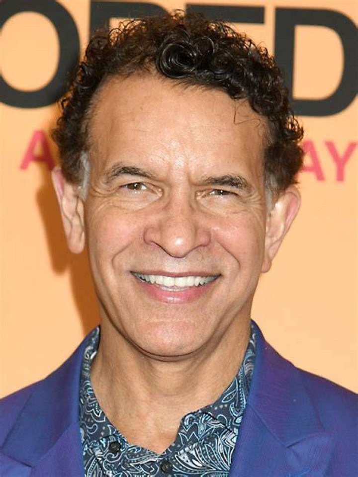 Brian Stokes Mitchell Net worth, Parents, Height, Son, His Wife Allyson
