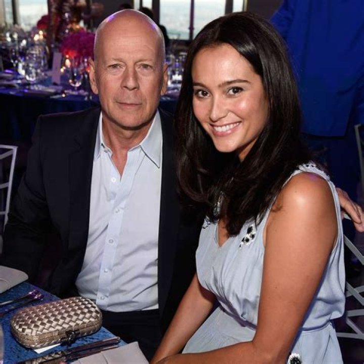 Bruce Willis and wife expecting a baby