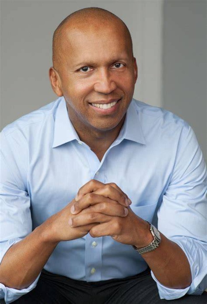 Bryan Stevenson of the Equal Justice Initiative (R) and guest arrive on