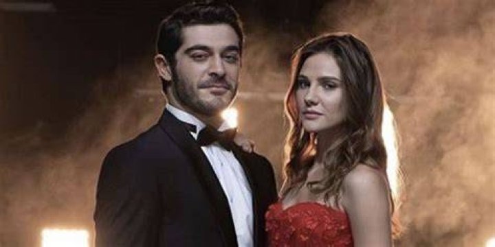 Burak Deniz and Alina Boz announced that they got married in secret