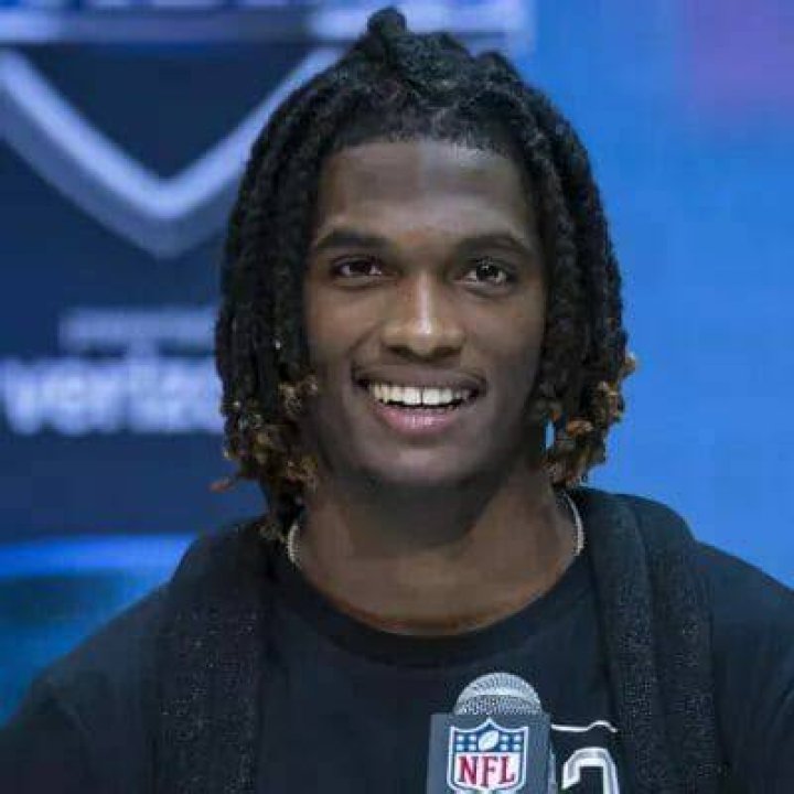 CeeDee Lamb Height, Age, Girlfriend, Biography, Wiki, Net Worth