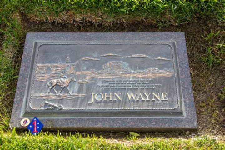 Celebrity Gravesites John Wayne
