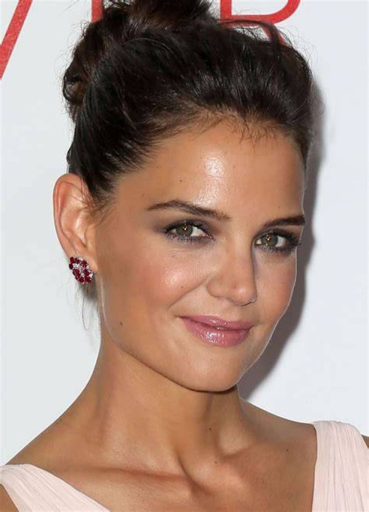 Celebrity Makeup Idea Katie Holmes' Smoky Eyes at the Giver Premiere