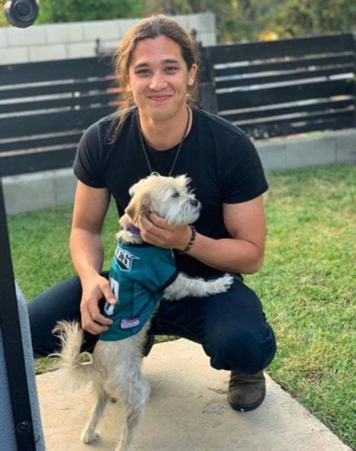 Chai Hansen Bio, Wiki, Net Worth, Dating, Girlfriend, Age, Height