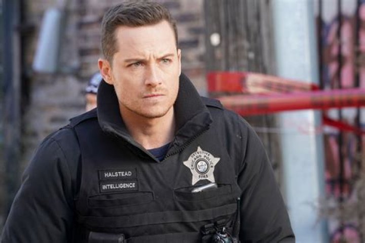 Chicago P.D.&rsquo;s Jesse Lee Soffer Opens Up About Torrey DeVitto