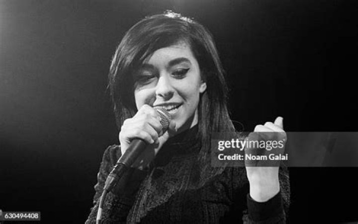 Christina Grimmie's funeral services sees hundreds in line for memorial